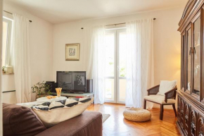 Apartment I&M with private parking